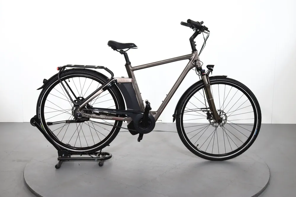 Raleigh Newgate Premium Flitsaanbieding