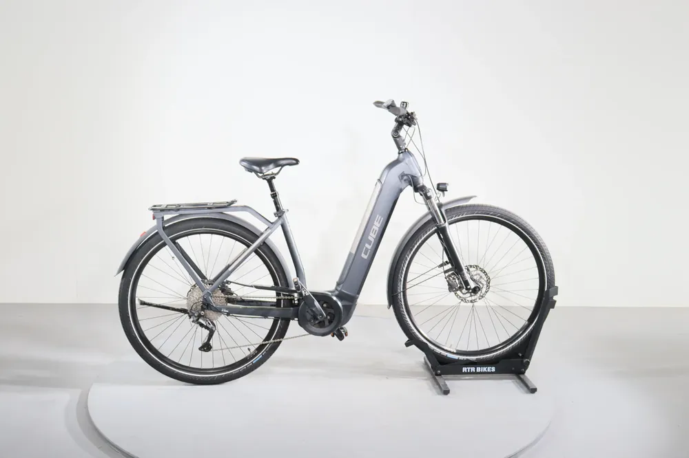 Cube Kathmandu Hybrid One Laatste Versie