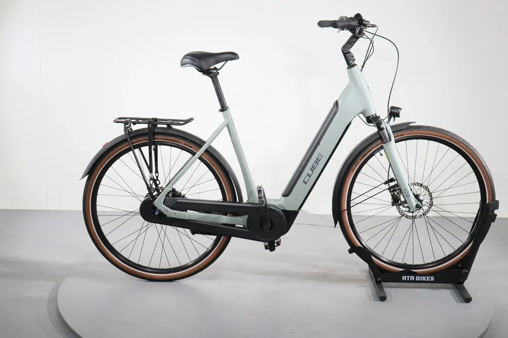 Weekendaanbieding Cube Supreme Hybrid One