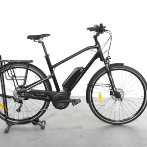 Moustache Samedi 28.1 Express Levering