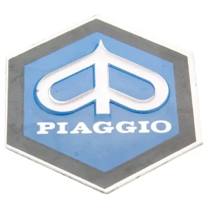 Embleem Piaggio om te plakken 6 hoekig 31x36mm Aluminium voor Kaskade voor Vespa PK50, PK80 82-88 Direct Beschikbaar